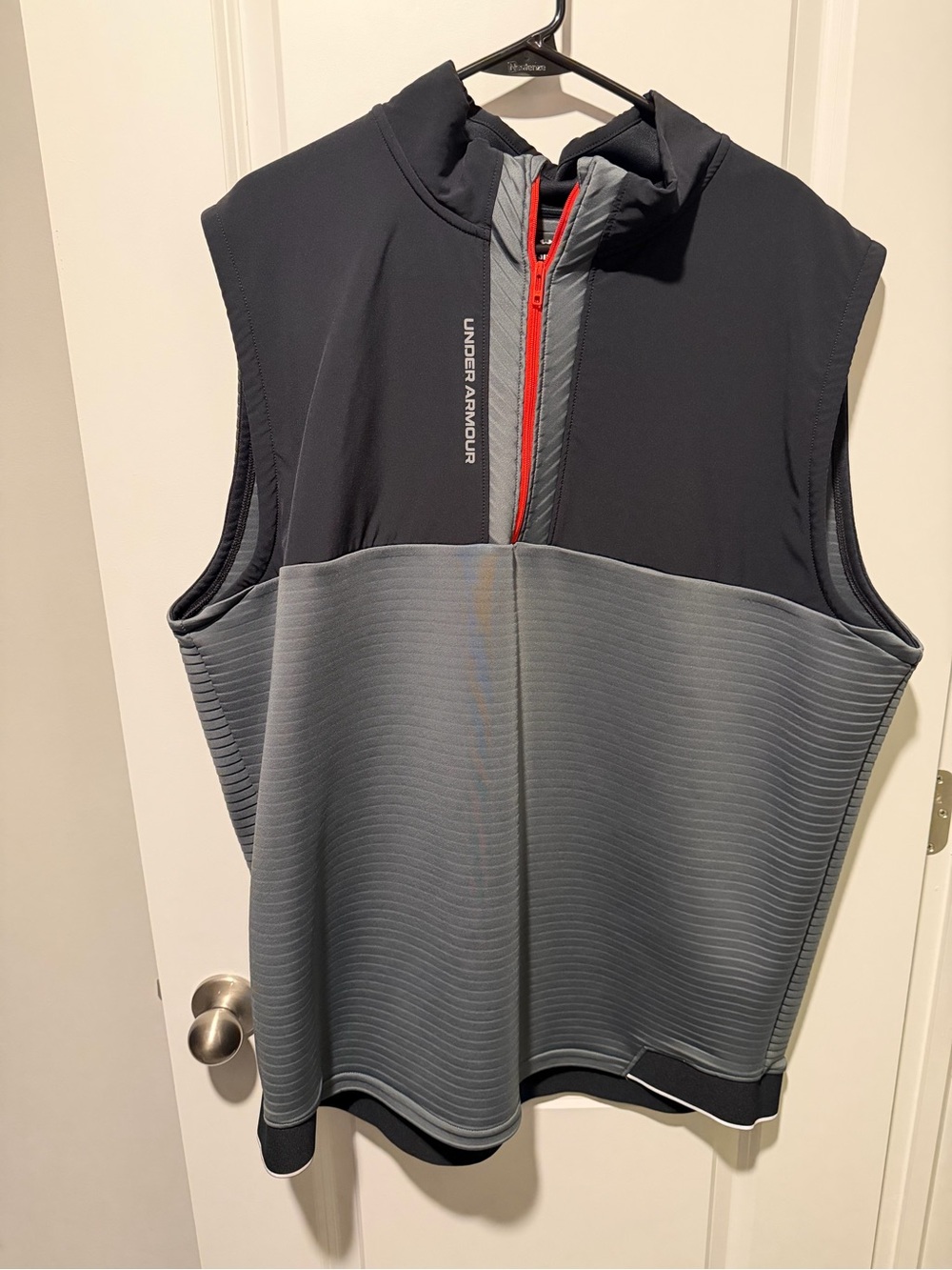 Under Armour Men's Black and Gray Sleeveless Vest with Red Zip